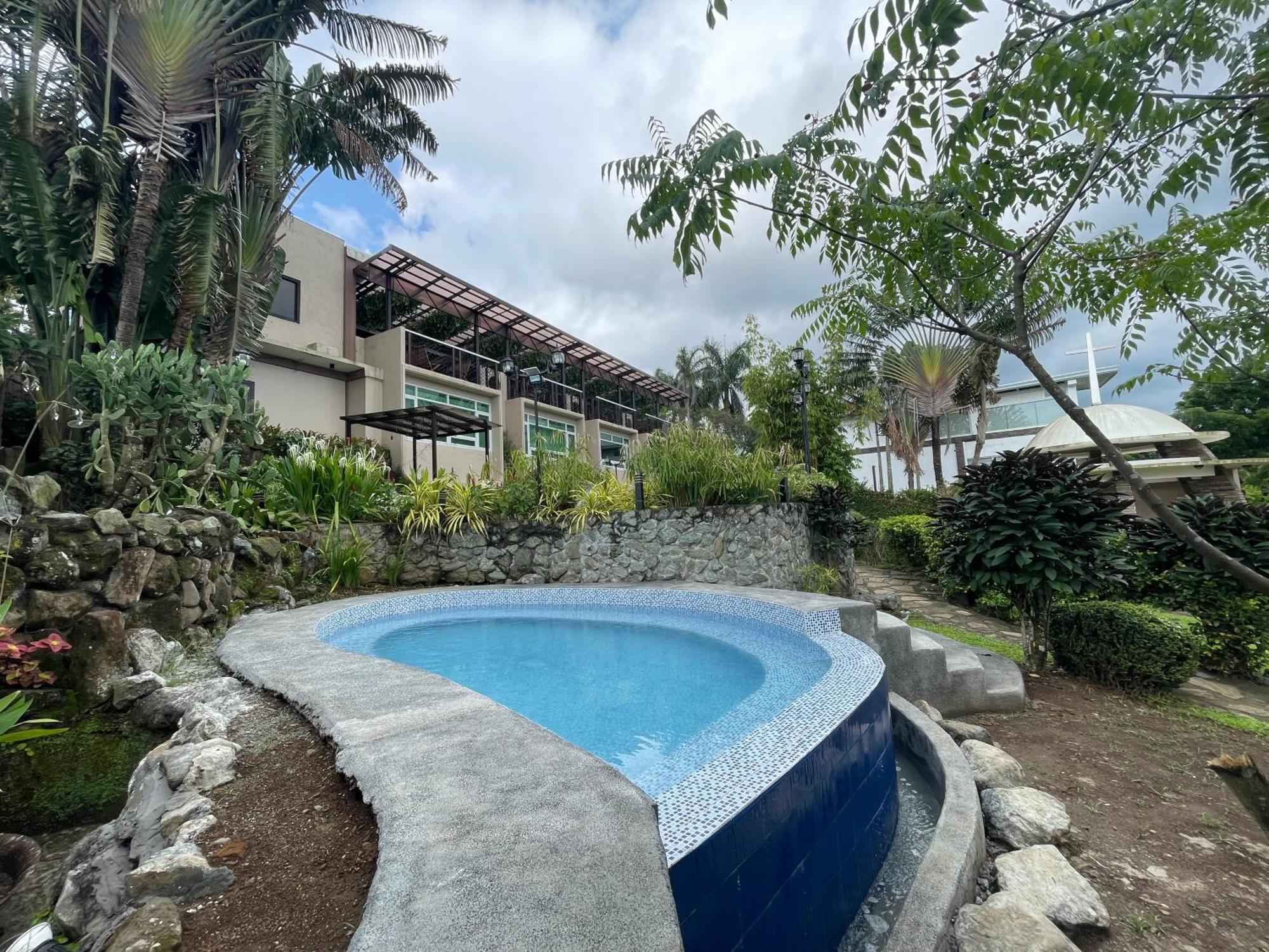 可可特尔湖景套房酒店 大雅台 外观 照片